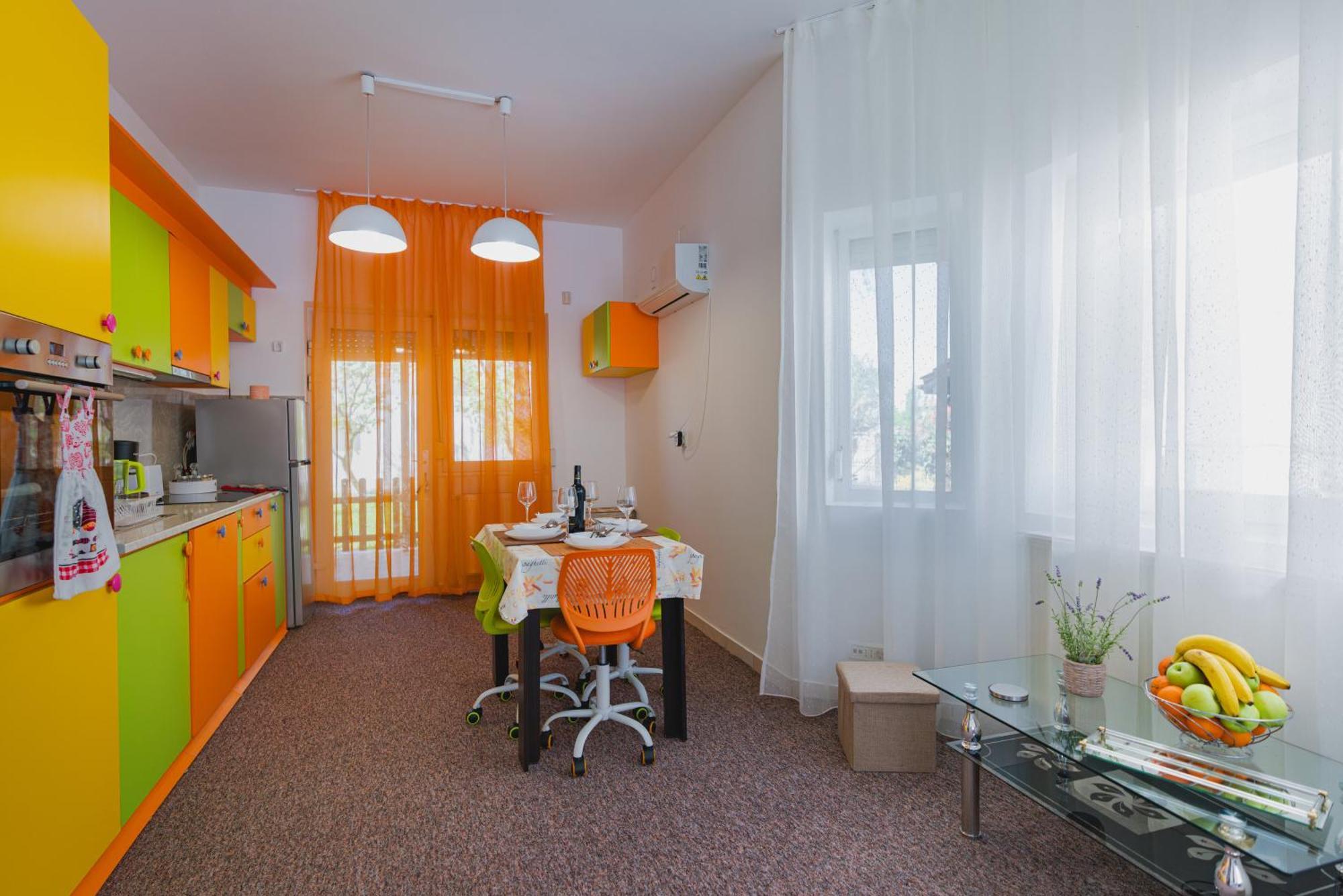 Pitstop Apartments Dumbravita  Extérieur photo