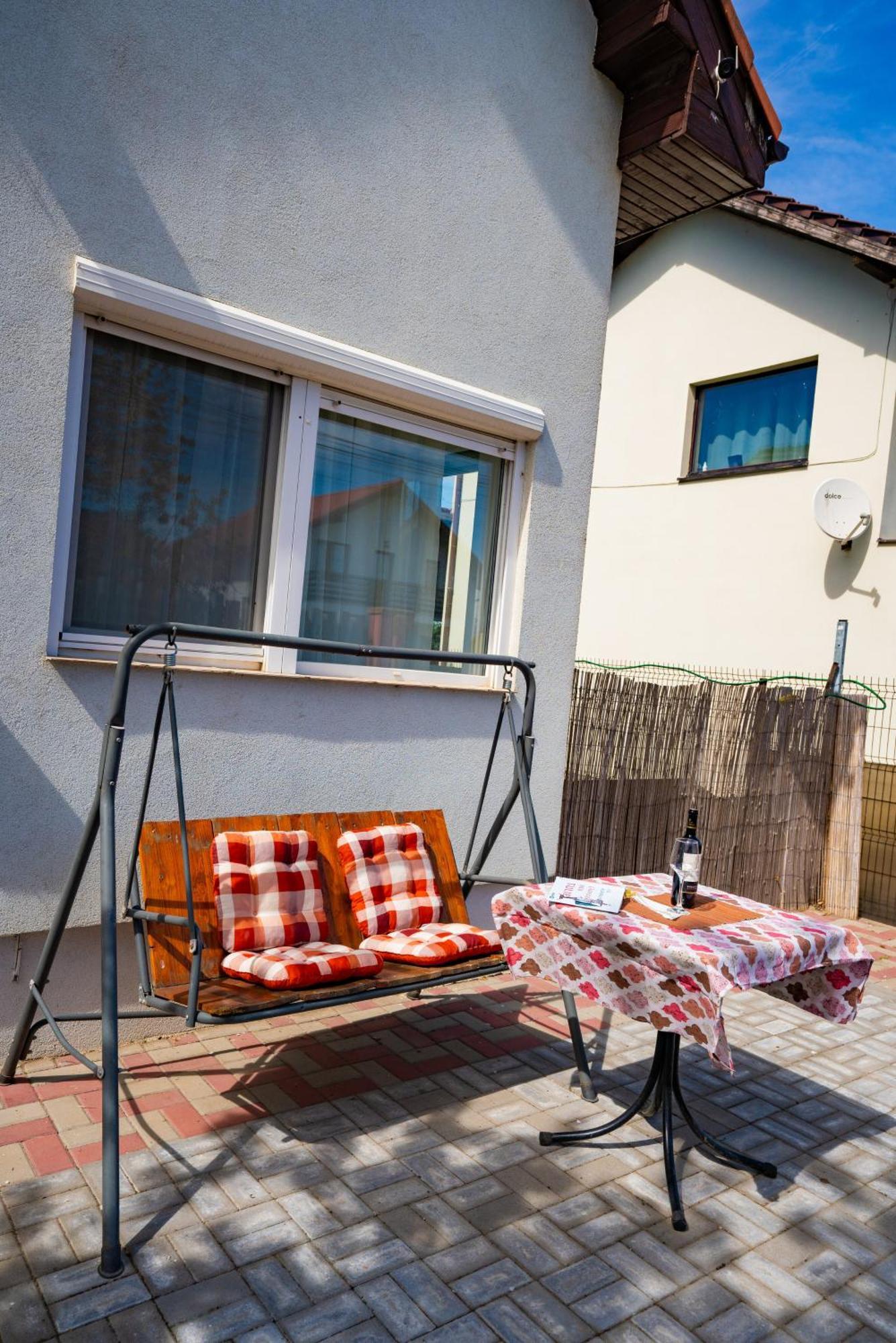 Pitstop Apartments Dumbravita  Extérieur photo